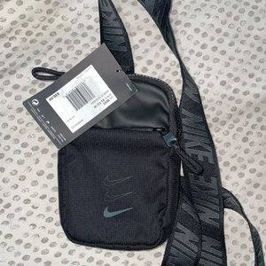 Nike crossbody bag brand new with tags